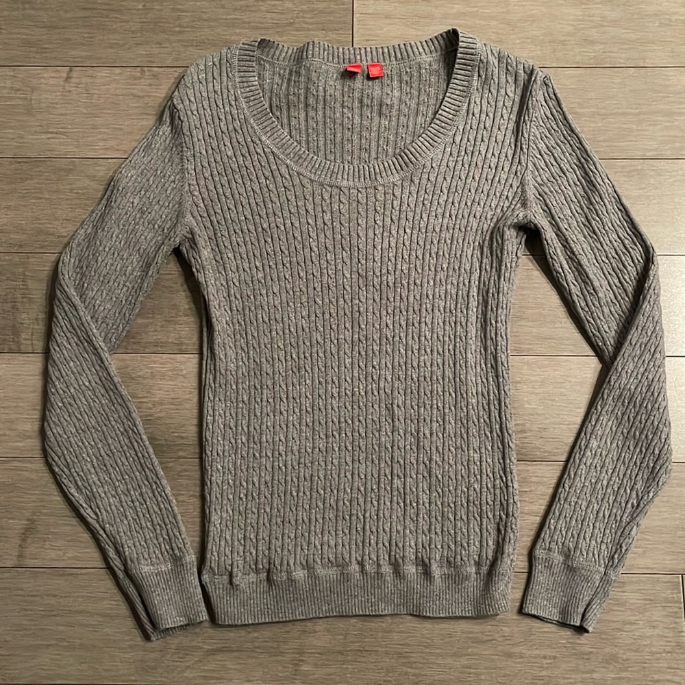 ESPRIT Classic Scoop Neck Grey Cotton and Cashmere Sweater. Size Small.